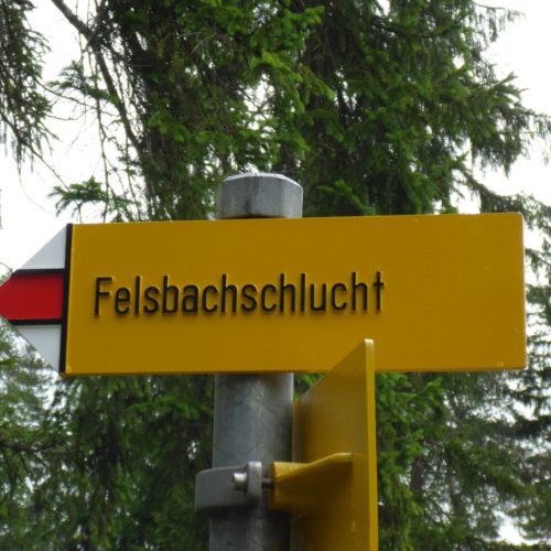 Wegweiser Felsbachschlucht Pt. 984