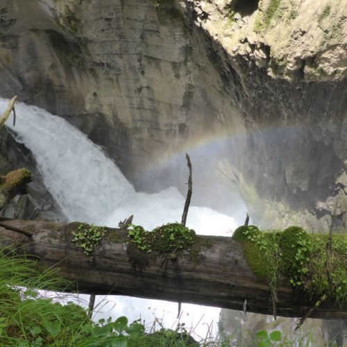 Regenbogen und Wasserfall, Felsbachschlucht Flims