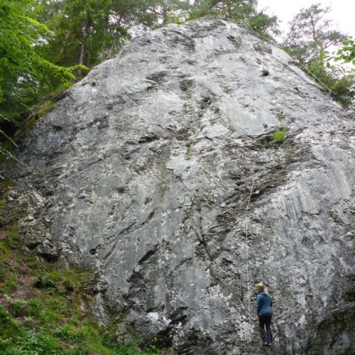 Klettergarten Sut Rens, 7 Routen, 20m Höhe. Inkl. Klettersteig und Abseilstelle.