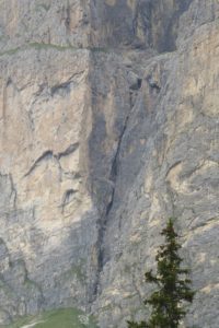 Rossi Tomasi, rechts von der Rinne