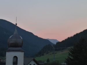 Morgenrot um 05:30 in Zernez
