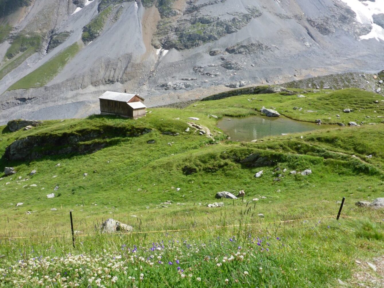 Fridolinshütte Winterraum und Badesee