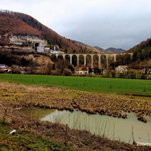 Eisenbahnviadukt bei Saint-Ursanne