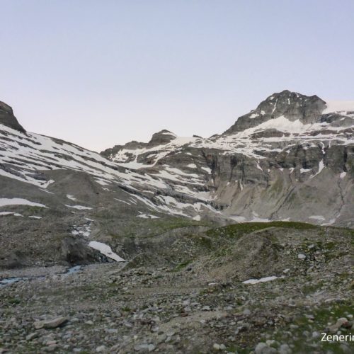 Rheinwaldhorn in der Morgendämmerung