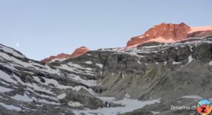 Sonnenaufgang am Adula