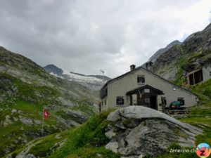 Zapporthütte und Rheinwaldhorn