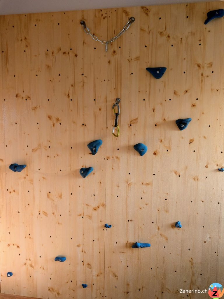 Erste Route Boulderwand / Kletterwand