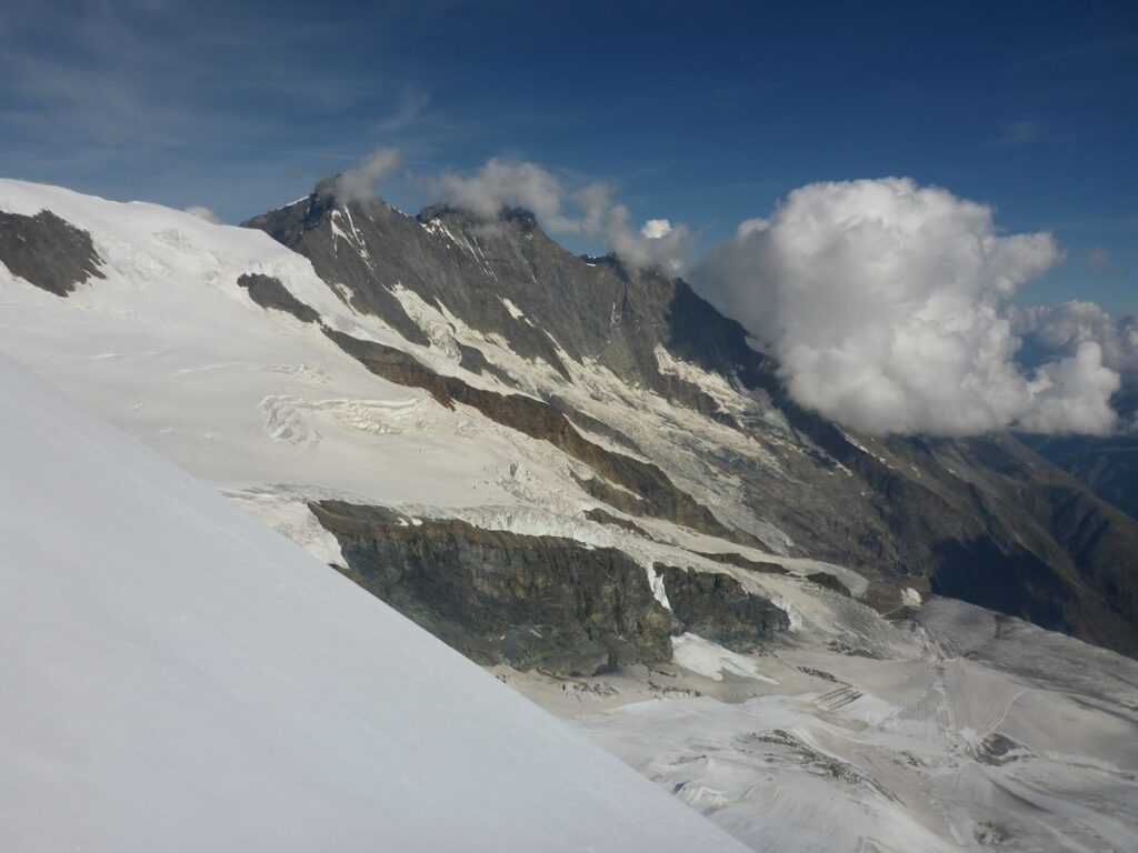 Höchster Schweizer: Täschhorn, Dom und Lenzsspitze