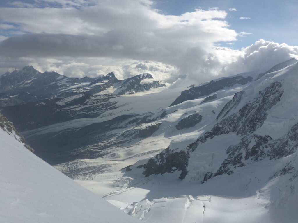 Gipfelausblick Liskamm, Monte Rosa Gletscher, Grenzgletscher