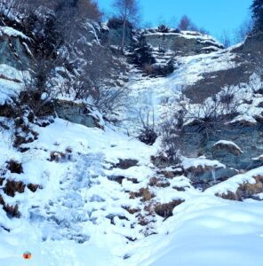 Cascata di Nufenen