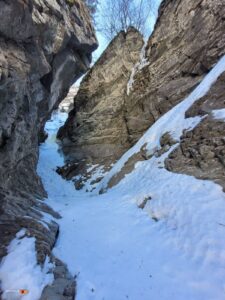 Schlucht oberhalb des letzten Standes