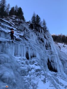 Verschiedene Routen Hotelwand